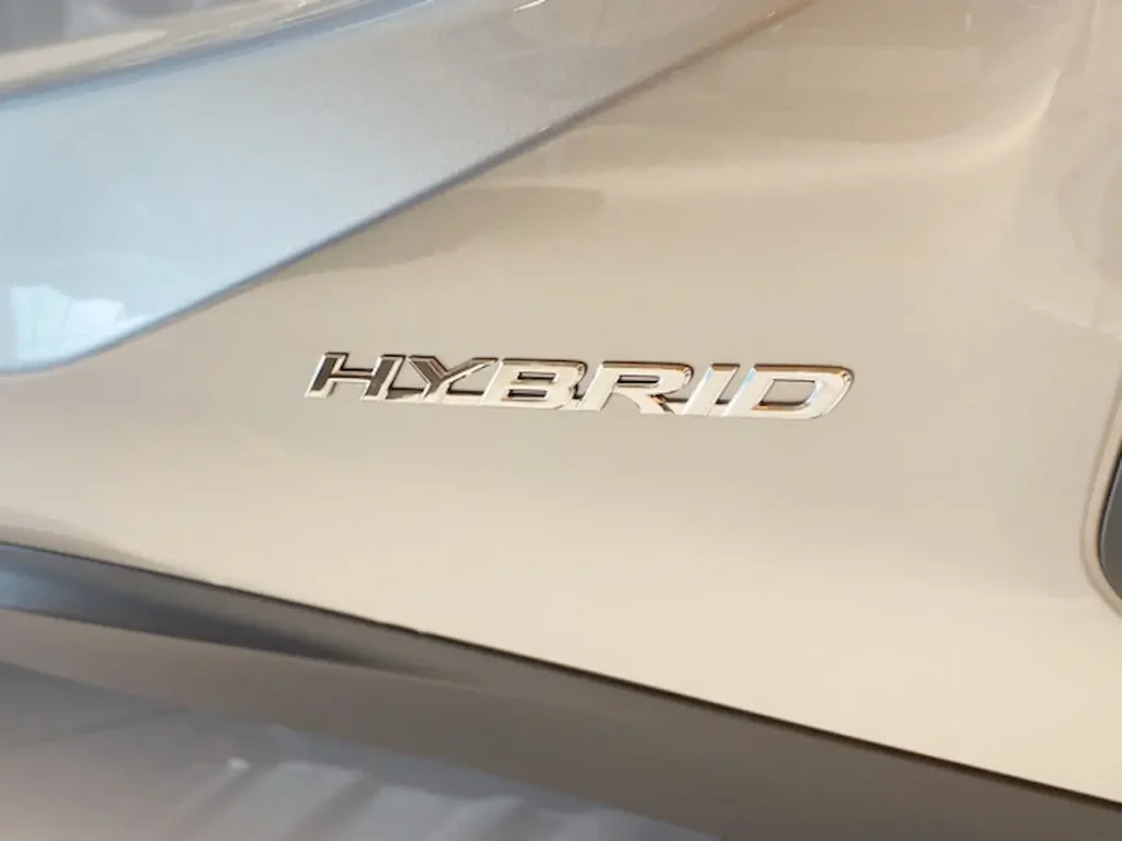 ハイブリッドモデルの軽自動車の特徴や現状