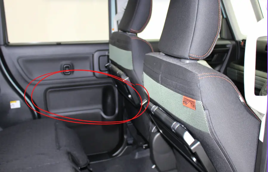 リアドアペットボトルホルダー