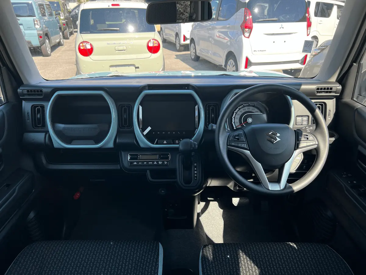 ハスラー　インテリア