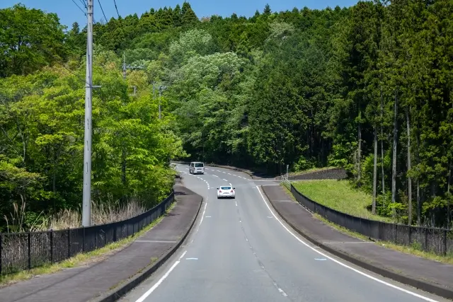 軽自動車で長距離運転するメリット