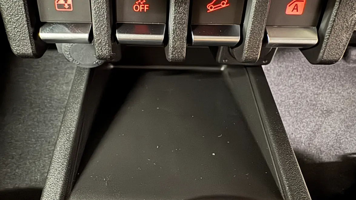 センターコンソールトレー