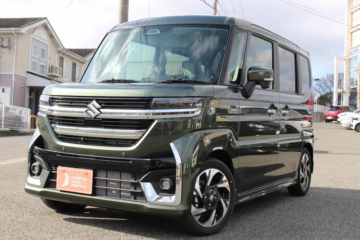 未使用車のスペーシアカスタムとは?中古車との違い