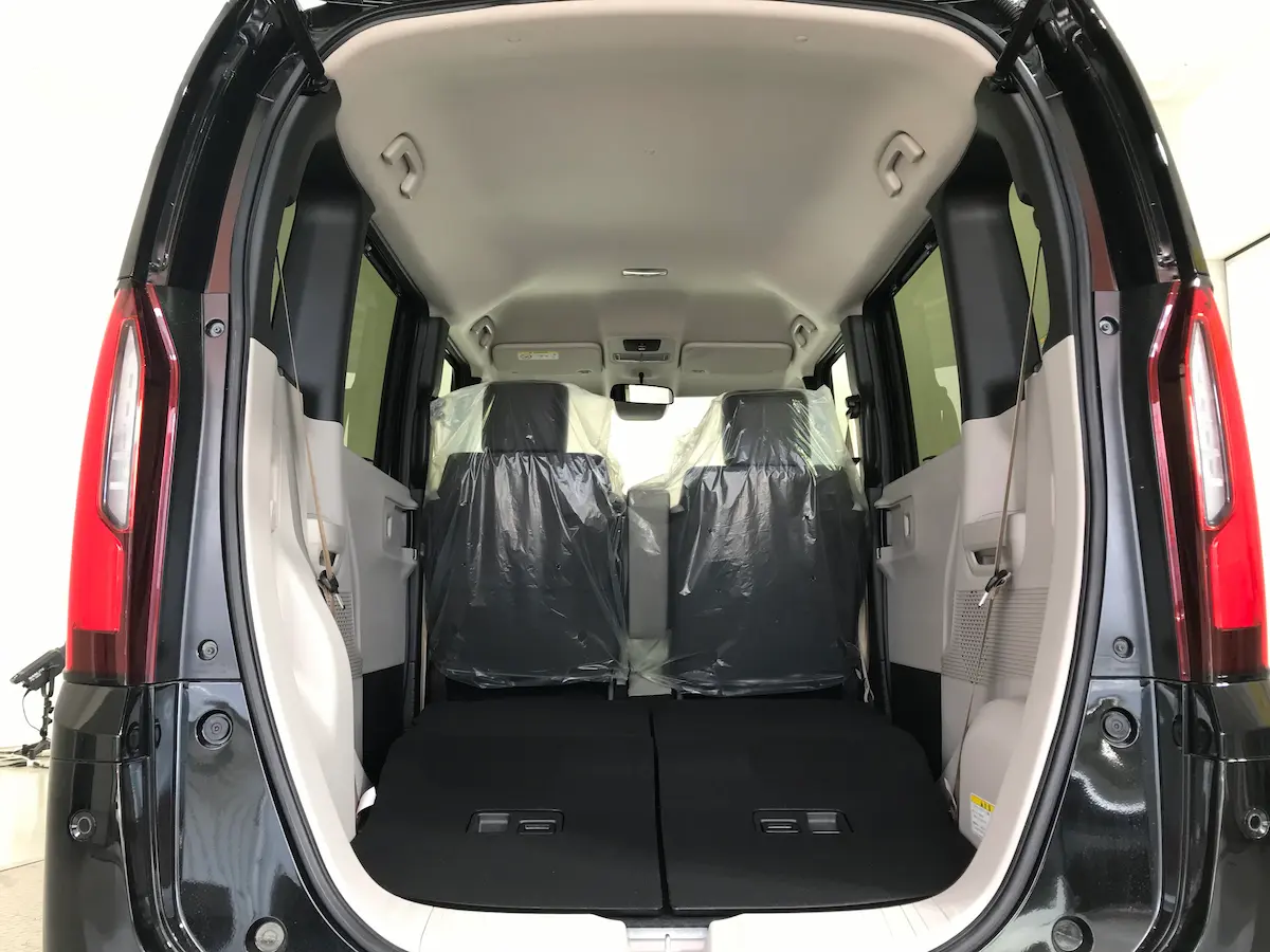 N-BOXの荷室の長さ・広さは?