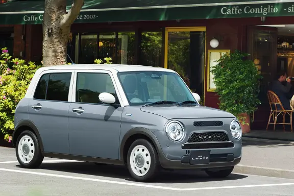 個性的で愛嬌のあるエクステリア