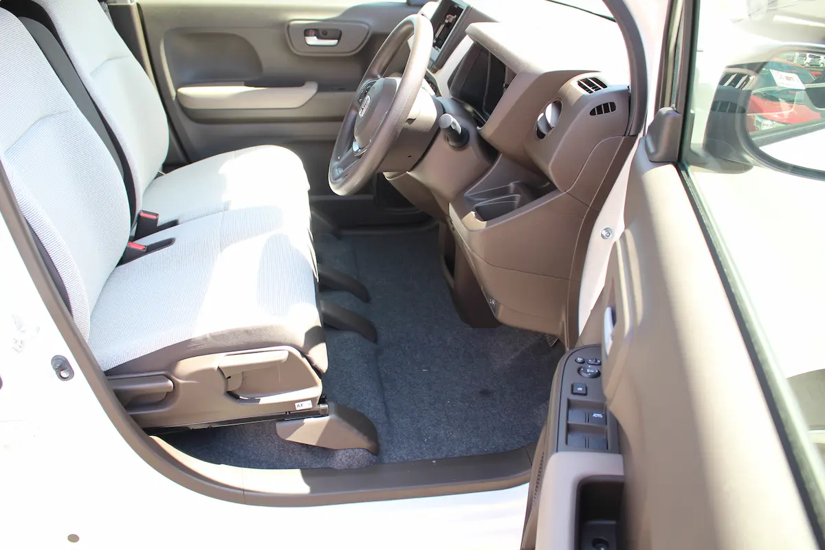 乗り降りしやすい設計