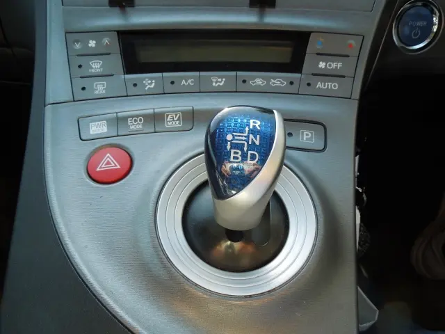 ハイブリッド車の未使用車の相場は？