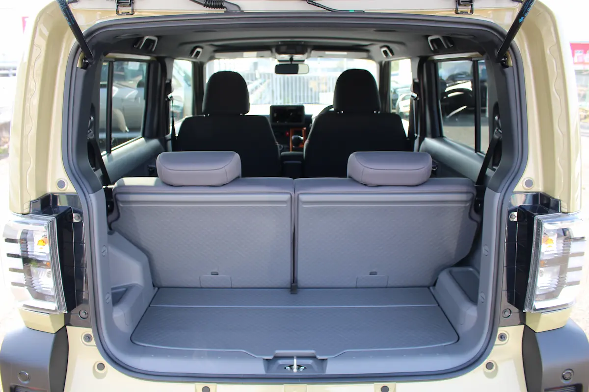 タフトは何人乗り？